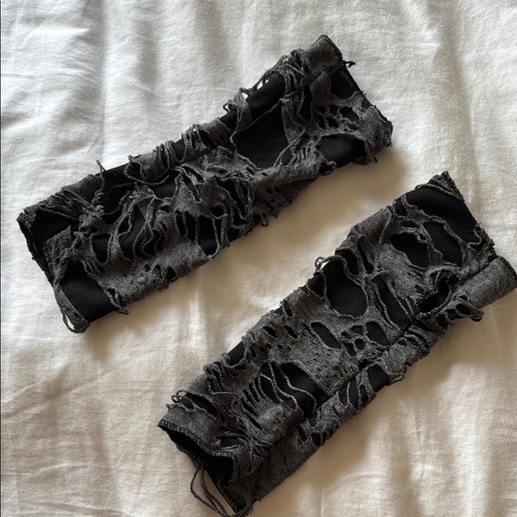 Goth Distressed Black Arm Warmers - Picture 1 of 3